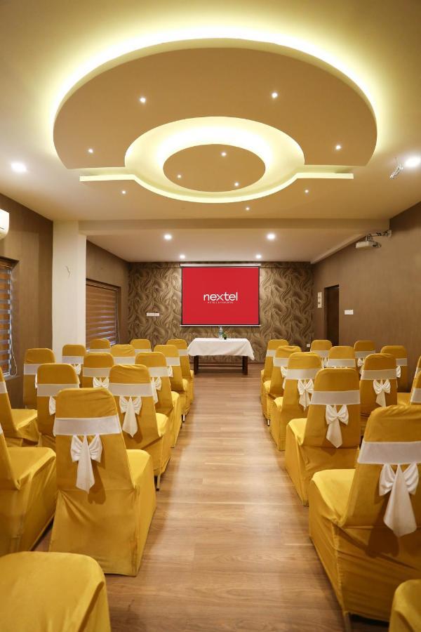 Nextel Inn, Calicut Dış mekan fotoğraf