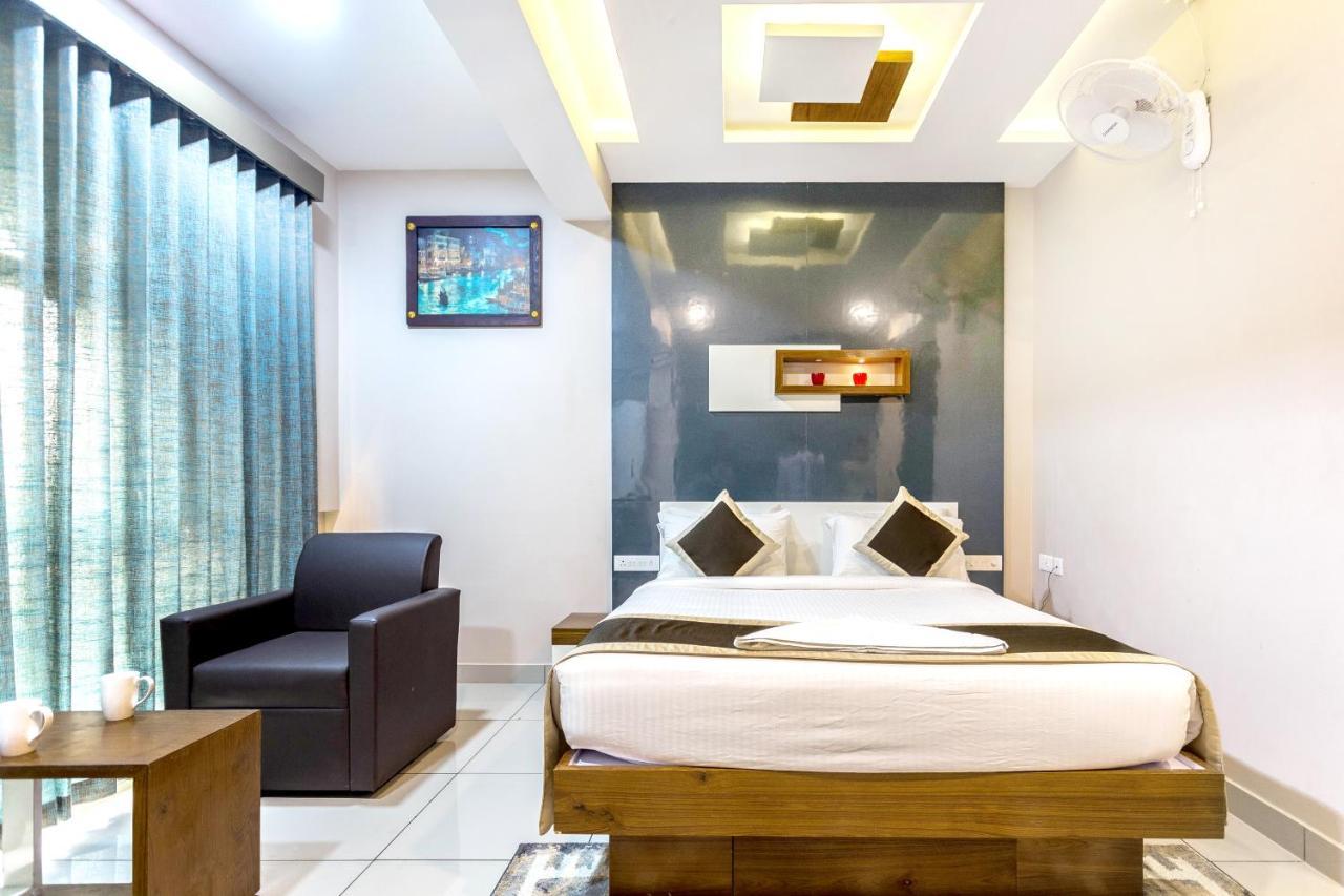 Nextel Inn, Calicut Dış mekan fotoğraf